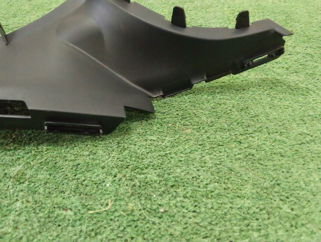 фото №10, Сегмент повітряна канал правий mercedes gle w167