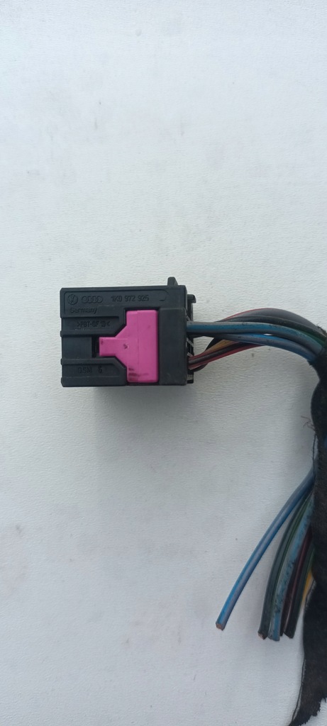 фото №1, Vw audi колодка штекер 1k0972925