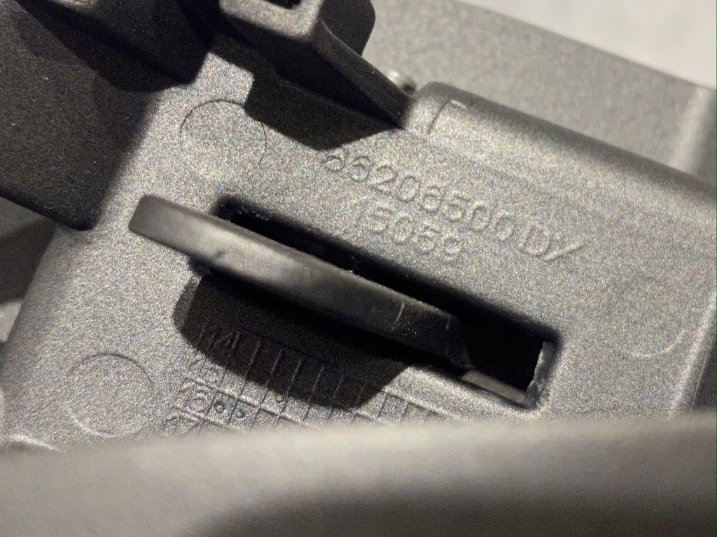 фото №7, Ferrari 488 ручка кронштейн 66206500, 86294400