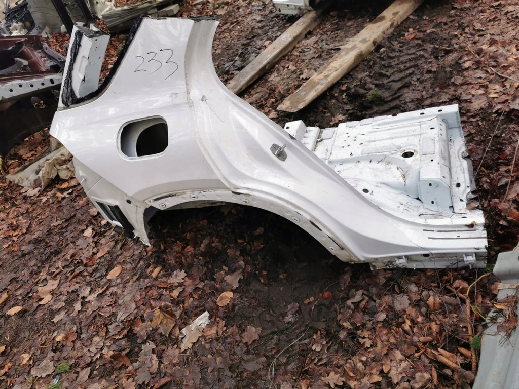 фото №1, Idealna четверть правая задняя крыло mercedes gle w167 suv 1