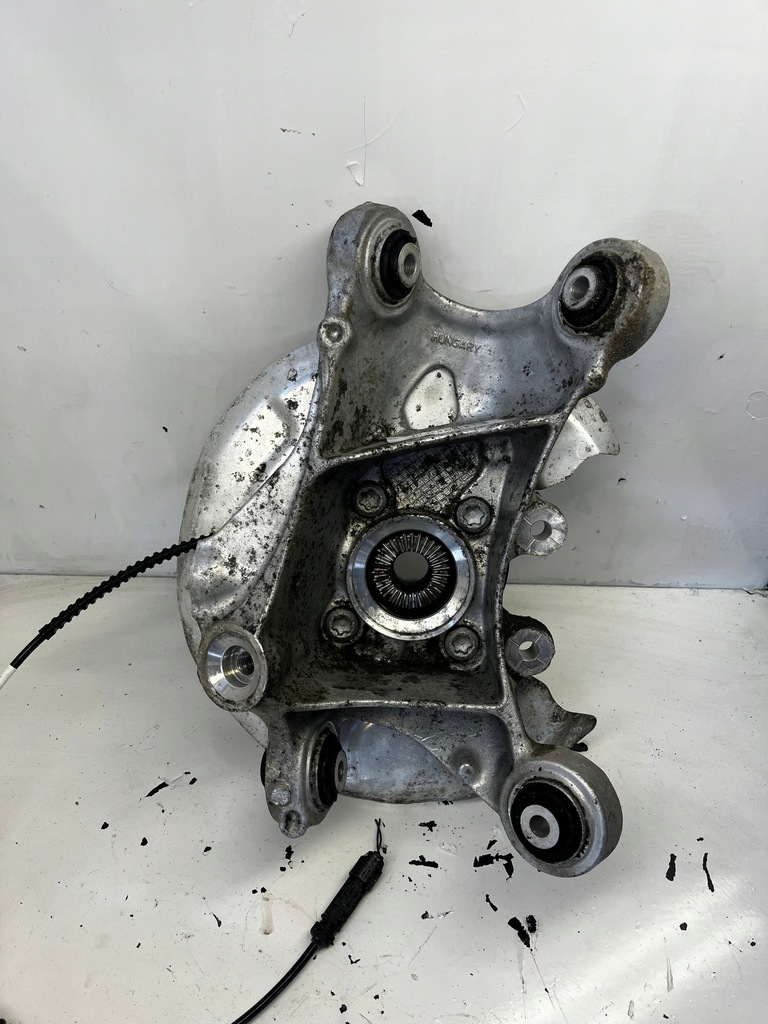 фото №5, Bmw i3 поворотний кулак ступиця лівий задня