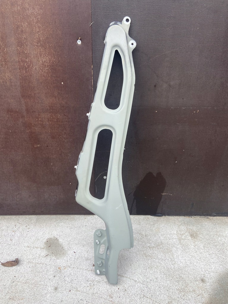 фото №1, Кронштейн крила ліва renault grand scenic iv 641356482r