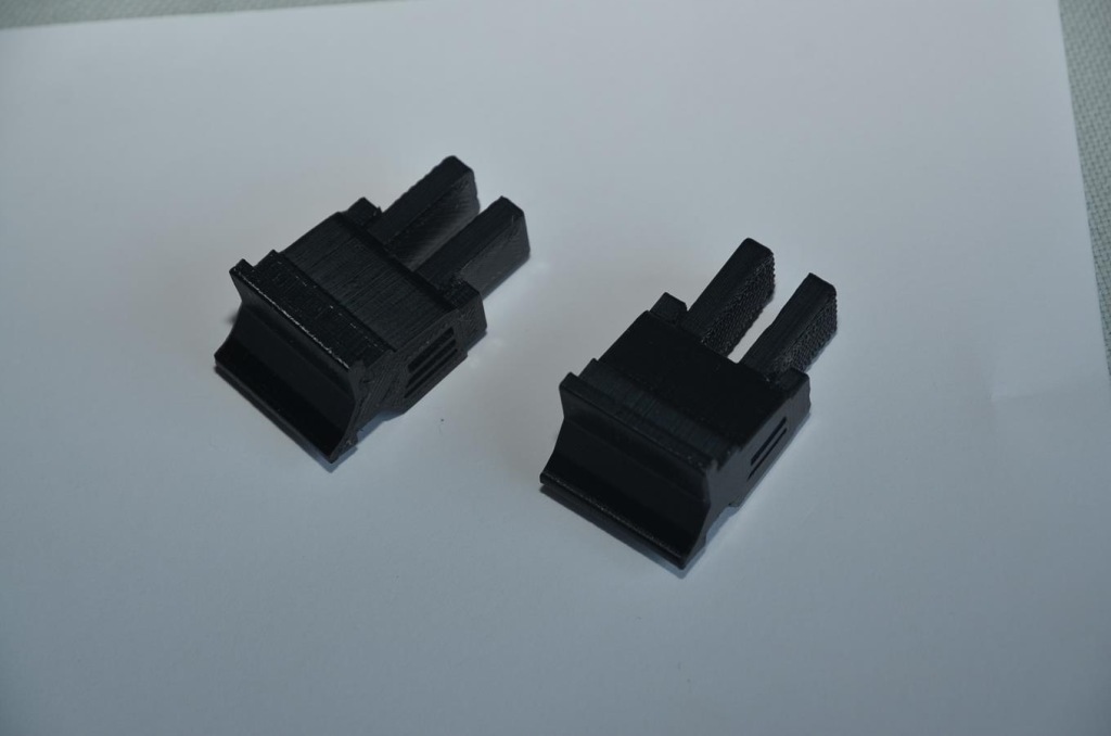 Направляющая крыша fiat 500c кабриолет  комплект правый + левый Цена