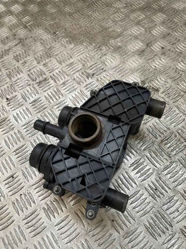 фото №5, Корпус термостата термостат wody range rover l494 4.4 al3q-9k478-db