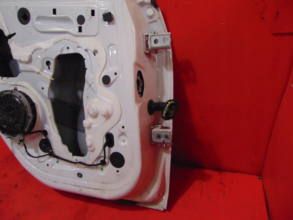 фото №12, Peugeot 2008 i 13- дверь левая задняя задние kwe