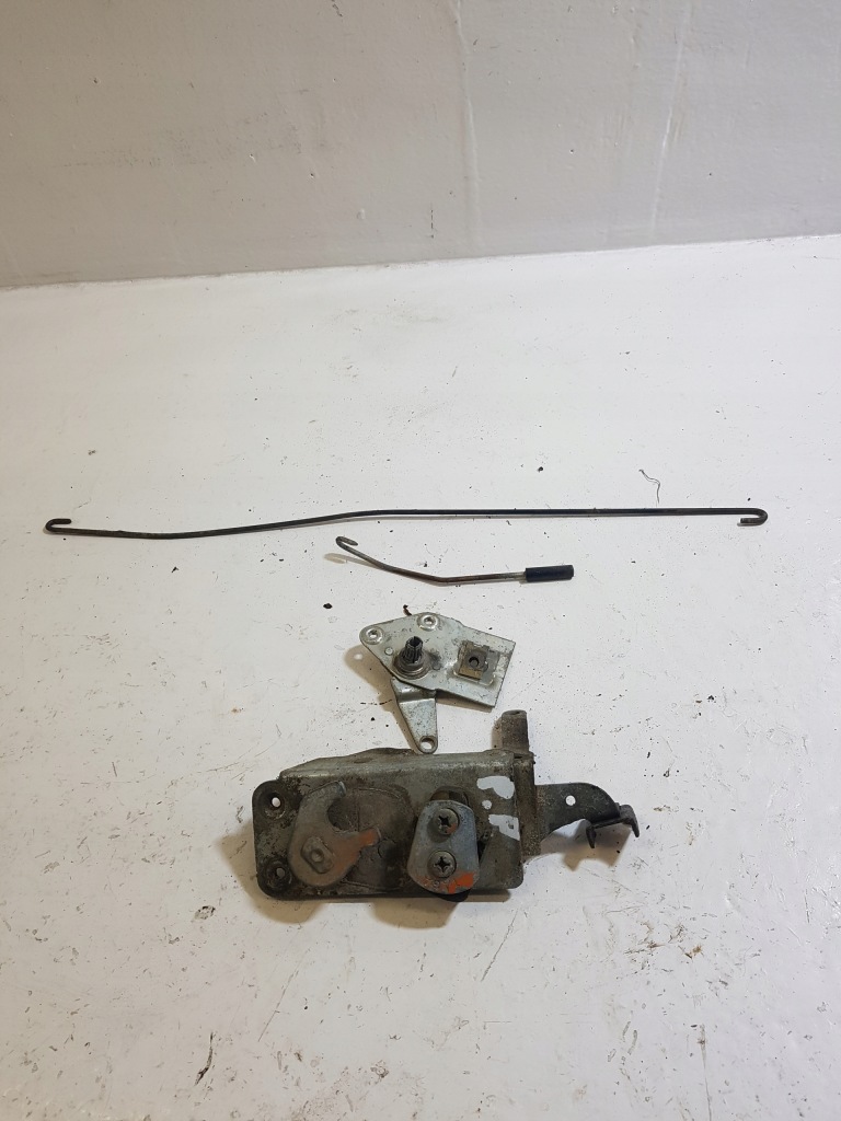 Купить Замок дверь правый перед bmw e10 1602