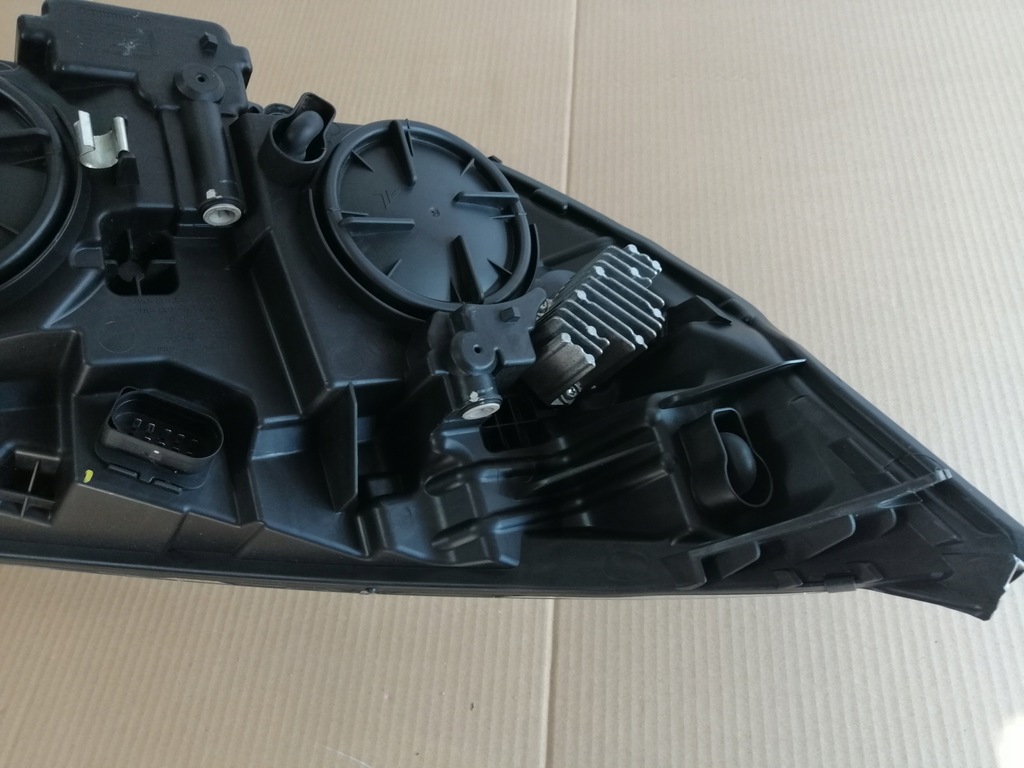 фото №12, Ford transit custom lift лампа левая перед