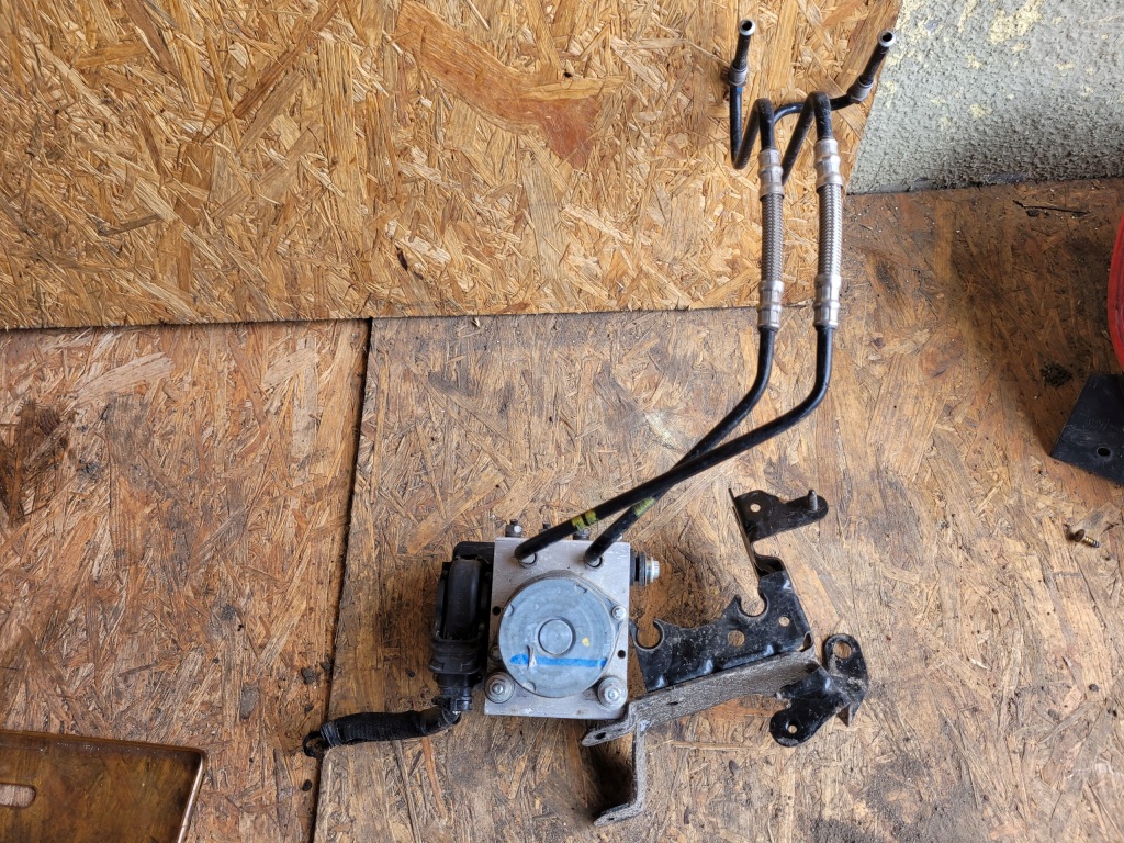 фото №1, Насос abs гальмівна master iii 476603593r 2.3