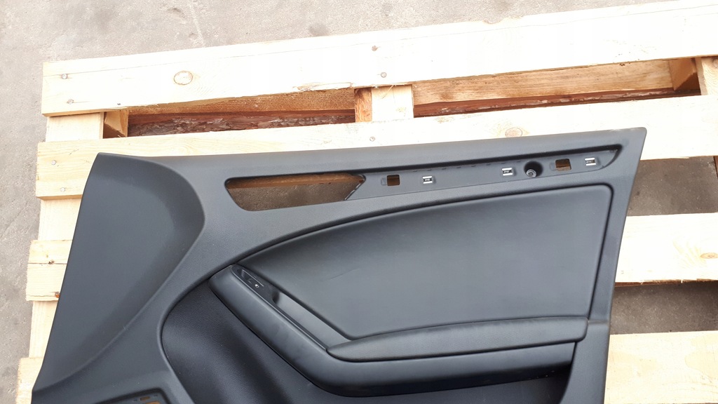 фото №9, S4 b8 a4 обшивка дверь правый перед кожа europa