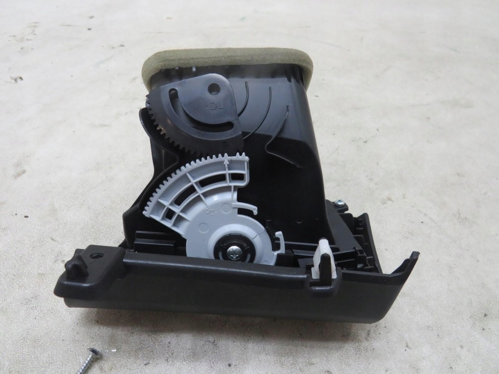 фото №5, Решітка обдув середня ліва crv iv 2.0 b e828-5131-500