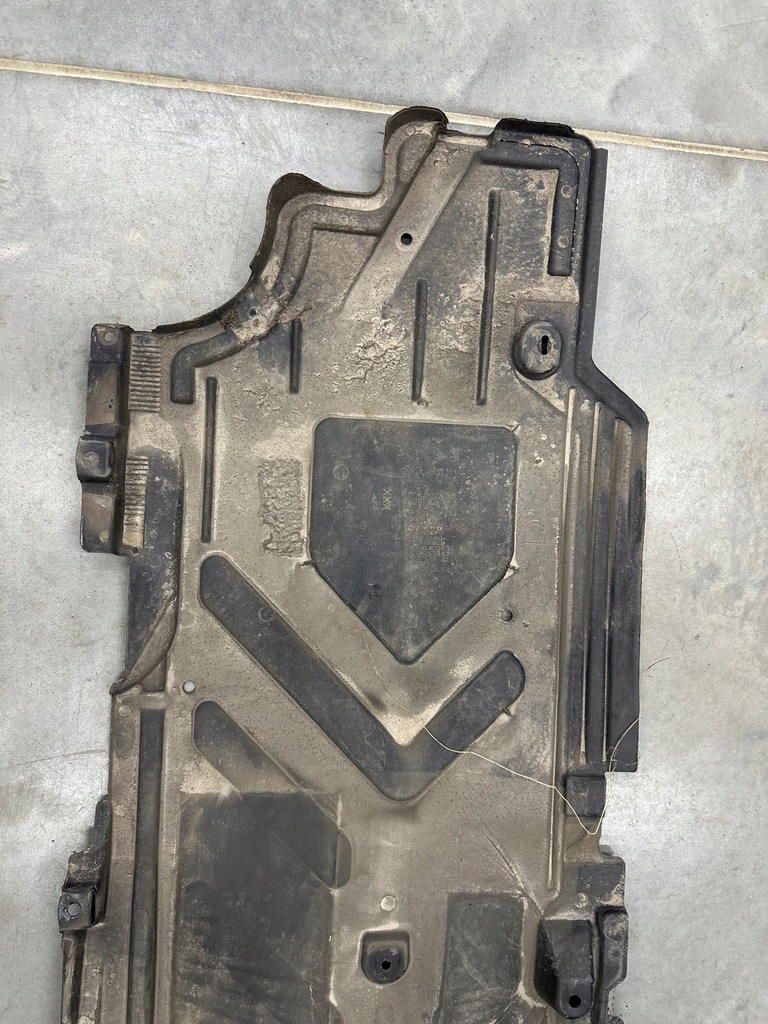 фото №12, Плита защита нижняя mercedes e klasa w213 a2136801509 правая оригинальный номер