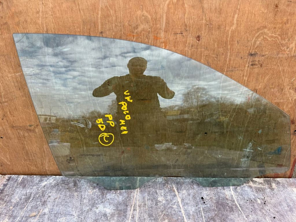 фото №1, Стекло дверь правый перед vw polo 9n 5d оригинал 43r-001142