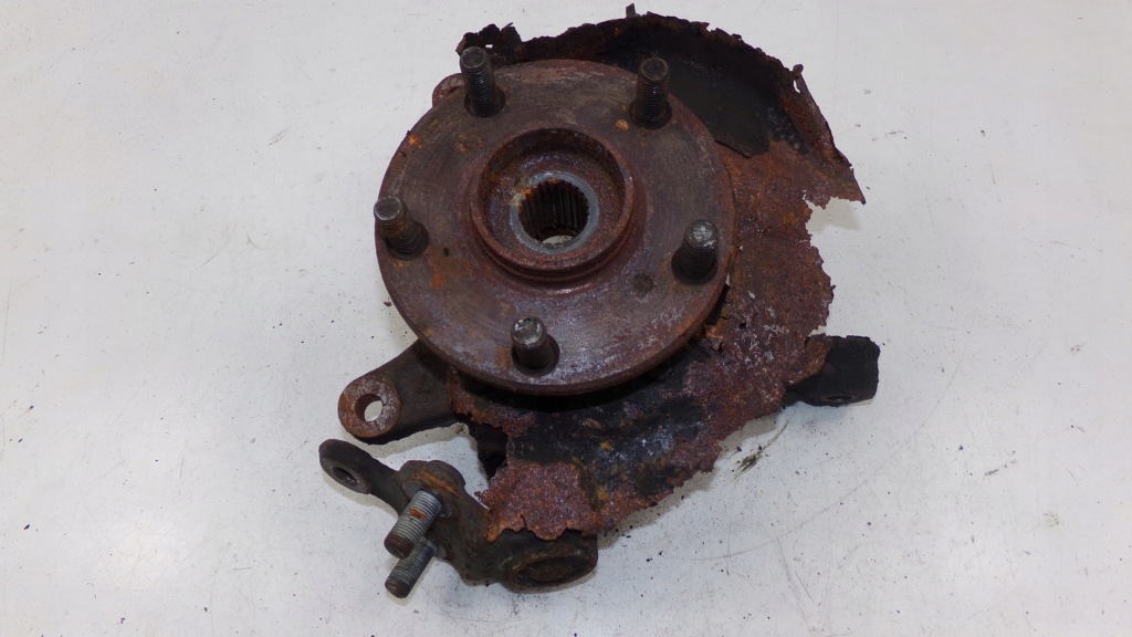 фото №1, Toyota camry iii xv10 поворотный кулак перед левая 2.2b