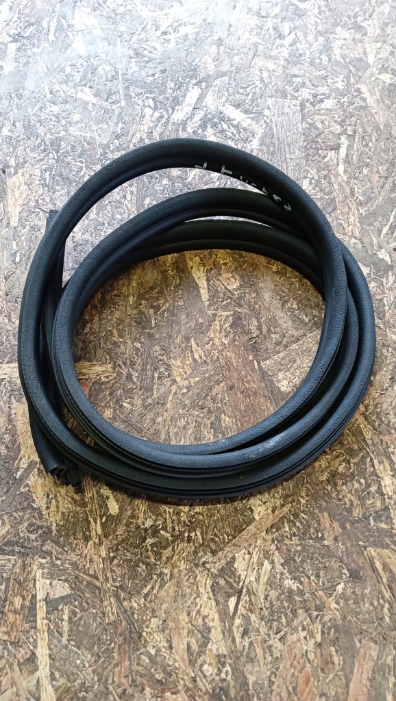 Купити Mercedes citan w415 прокладка двері ліва задній 18r