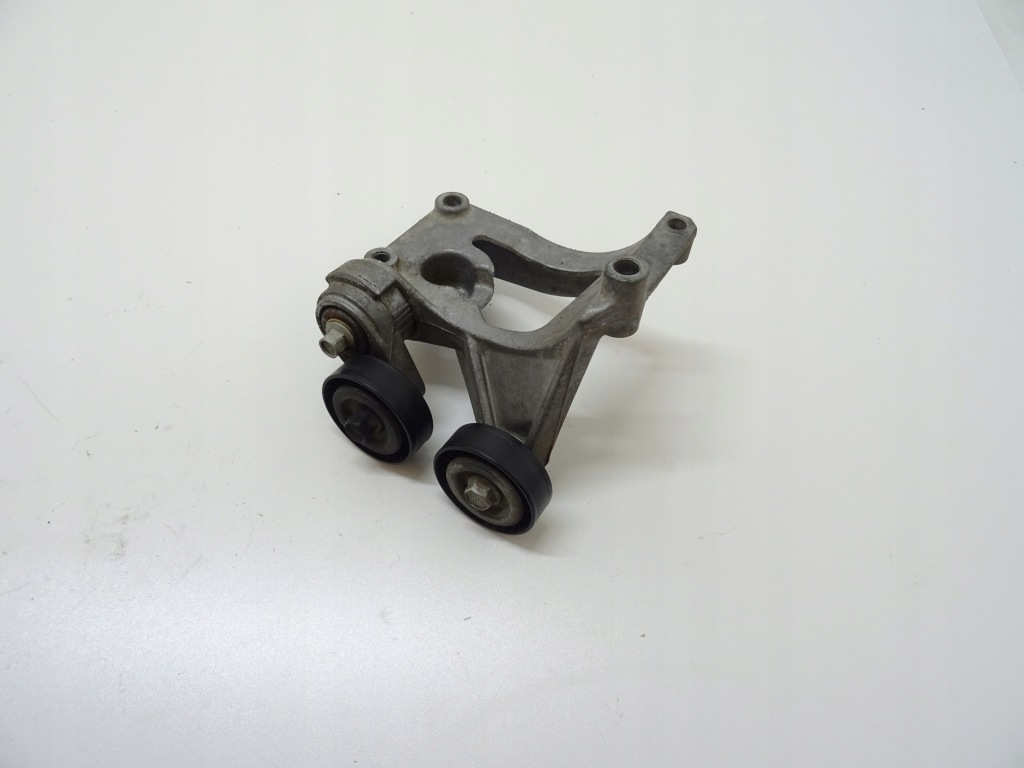 фото №1, Corvette c5 5.7 ls1 кронштейн кронштейн компрессора компрессор кондиционера ролик