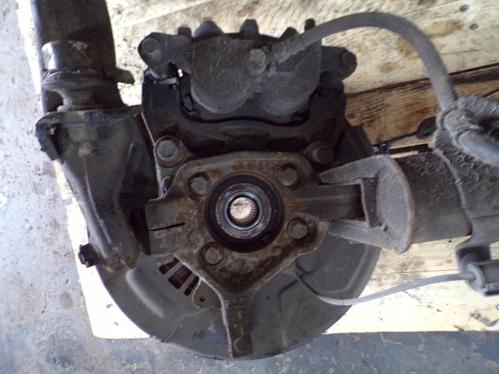 фото №9, Subaru levorg амортизаторна стійка лівий поворотний кулак важіль abs