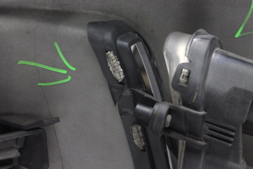 фото №12, Бампер перед передній citroen ds3 kol. exl 10-14