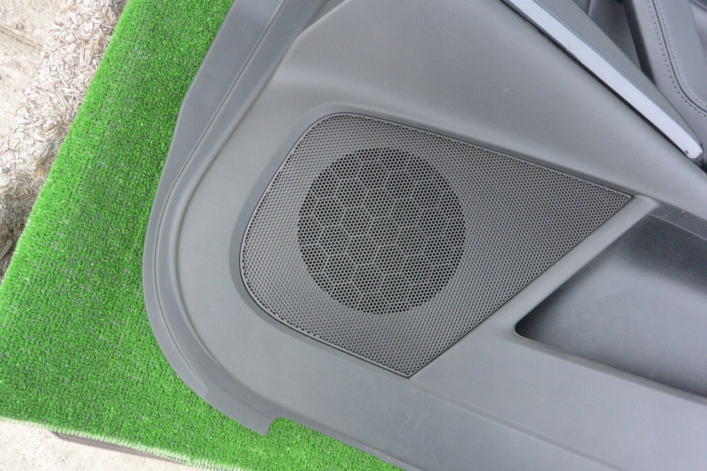 фото №7, Обшивка двері правий перед mazda cx9 ii eu