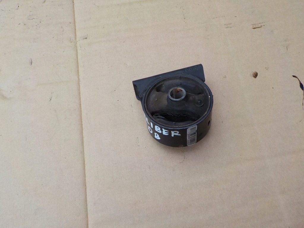 фото №1, Кронштейн подушка dodge caliber 2,0 b 2007r