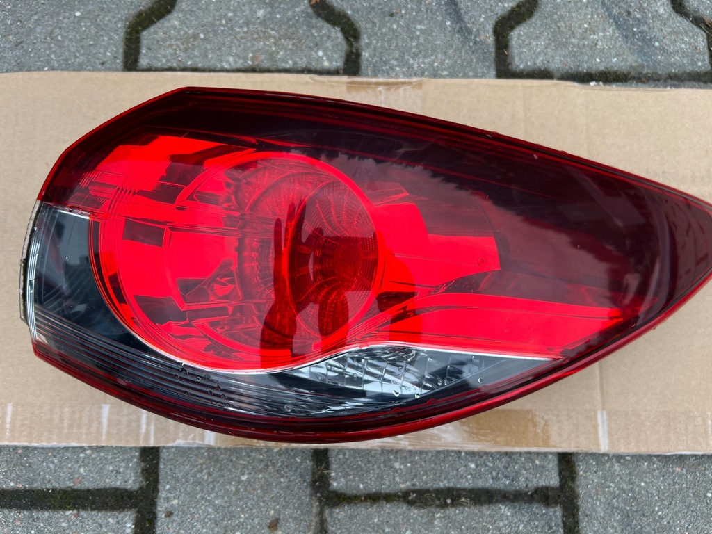 фото №13, Mazda 6 gj лампа права kombi rok 2015