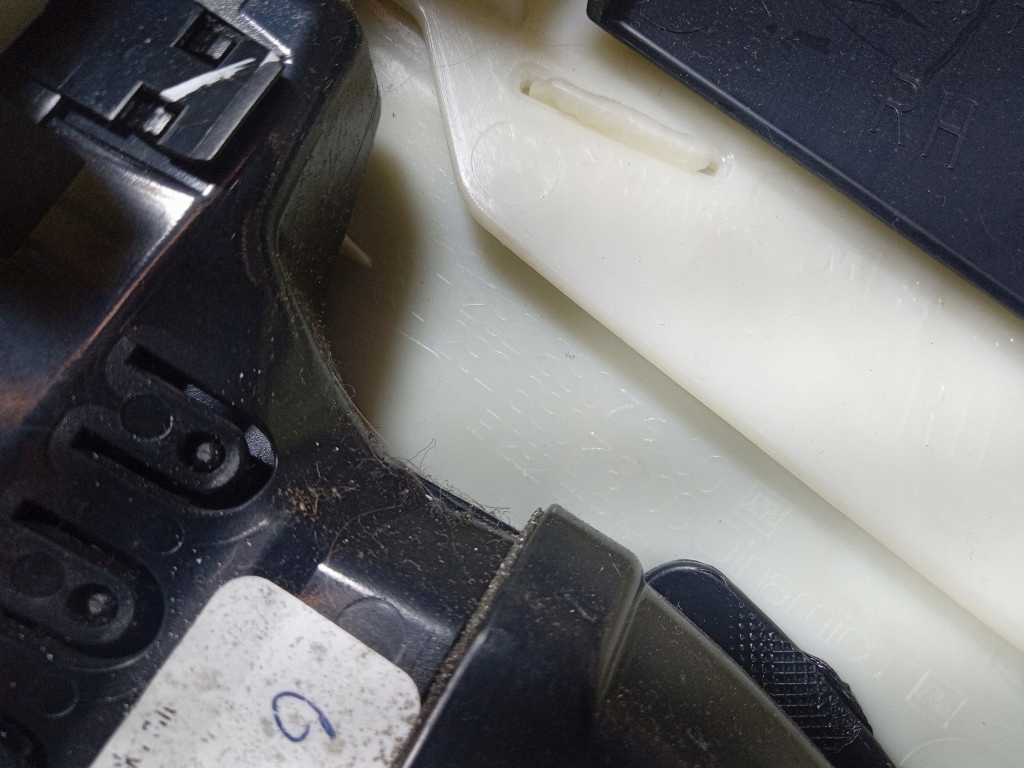 Mercedes gle w292 купе защита стойка b правая верхний a2926907600 с Разборки