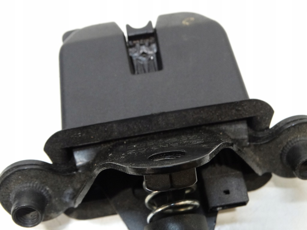 фото №8, Замок крышки багажника skoda octavia ii 1z5827501d