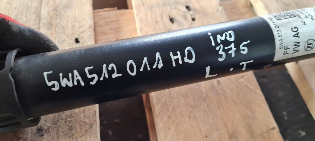 фото №8, S3 8y a3 lift амортизатор левый правый задняя 2.0 tfsi 25r 5wa512011hd