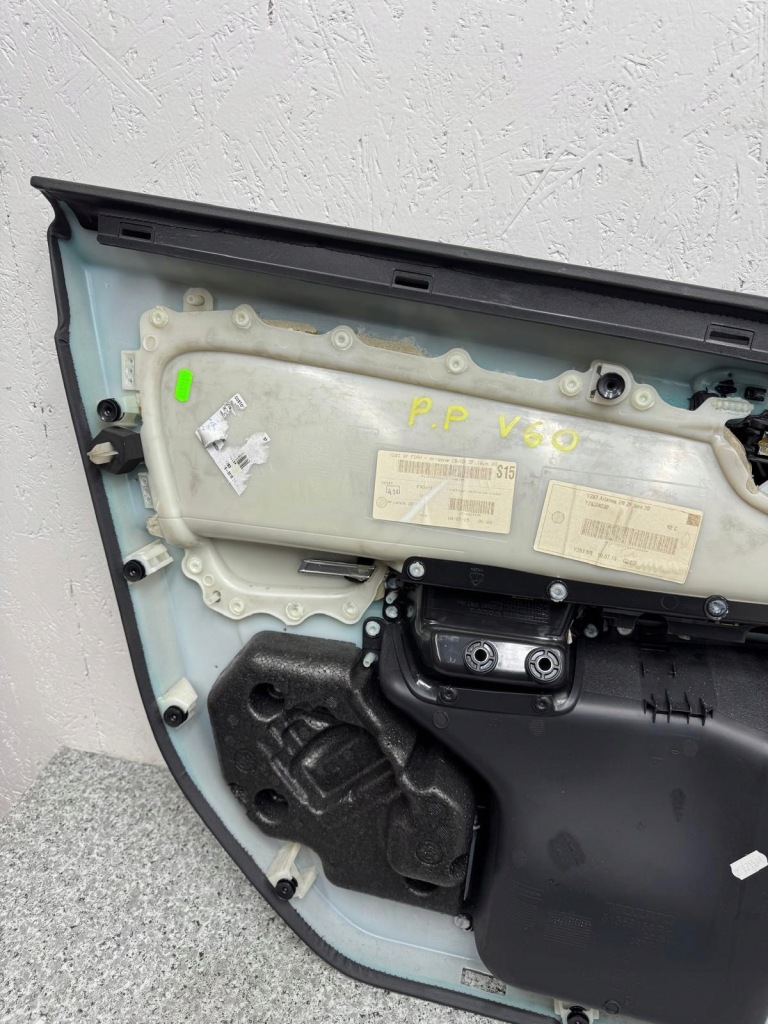 фото №9, Обшивка дверь правый перед volvo s60 ii v60 2011-2018 8635892