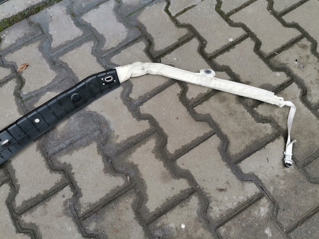 фото №8, Шторка безопасности правая подушка безопасности 1k6880742h vw golf v 3d