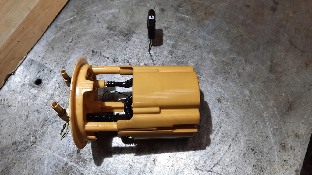 фото №1, Насос топлива citroen c4 04r 1.6d