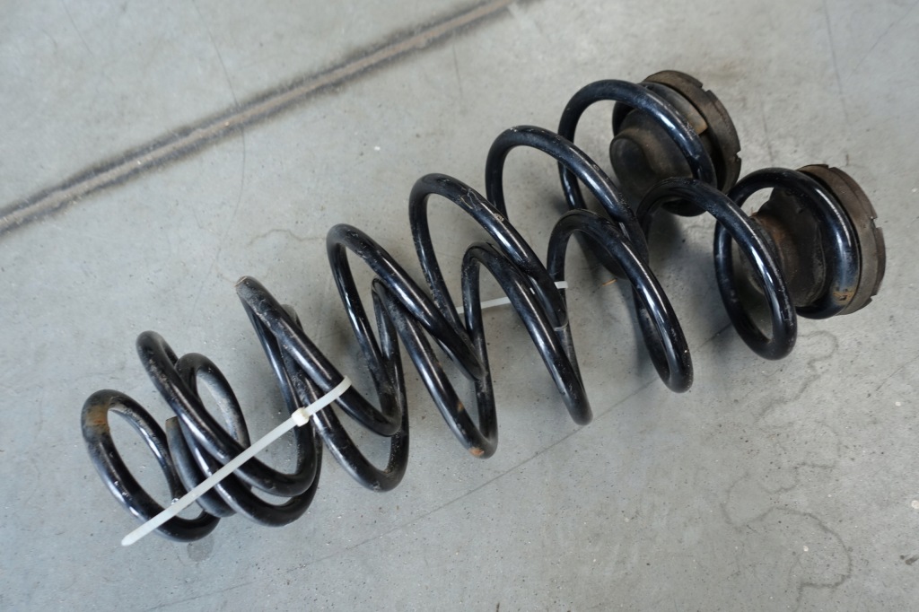 фото №1, Vw polo 6r пружини пружина задня задня