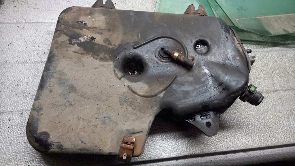 фото №1, Бак жидкость pdf peugeot 807 2.2hdi 04r