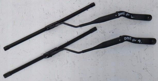 фото №1, Dodge nitro 07 r щітка важіль двірники перед