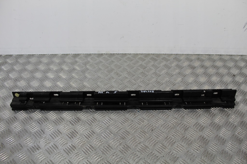 Купити Кронштейн  порога  правий bmw 5 f10 f11 рестайлінг  7184778
