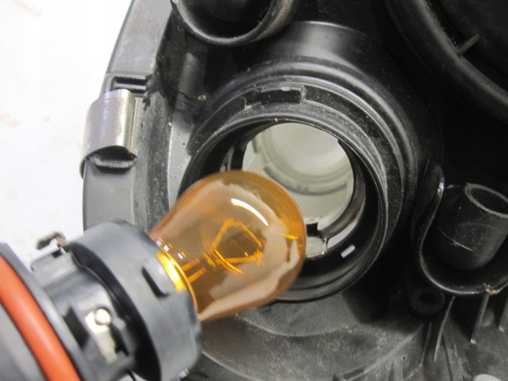 фото №9, Mercedes cls c219 07r лампа правая перед a2198203061 anglik