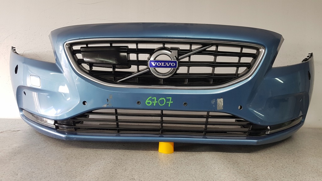 фото №1, Volvo v40 2012 - бампер перед 6707