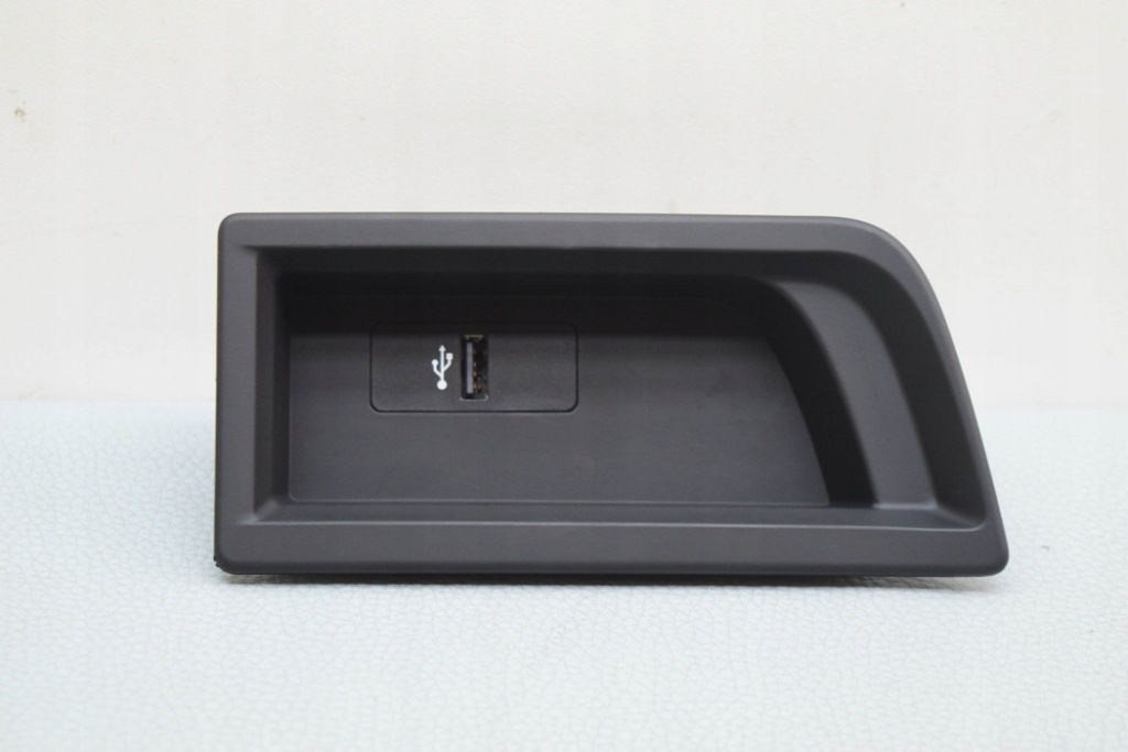 Usb bmw 3 touring f31 9207357 2.0l дизель 140kw 2018 Київ