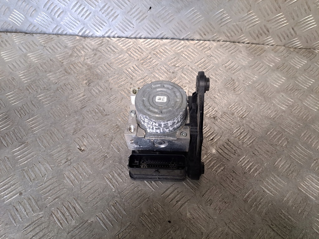 фото №6, Seat leon 2019 r 1.6 tdi автоматическая коробка передач насос тормозная abs 5q0614517eh