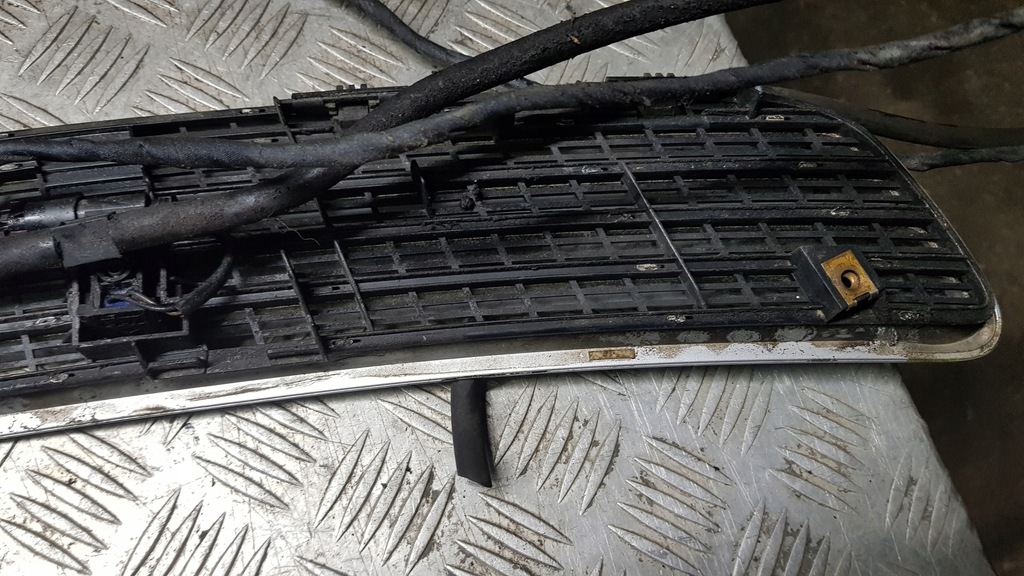 фото №10, Mercedes w203 впуск повітря омивачі капот 744