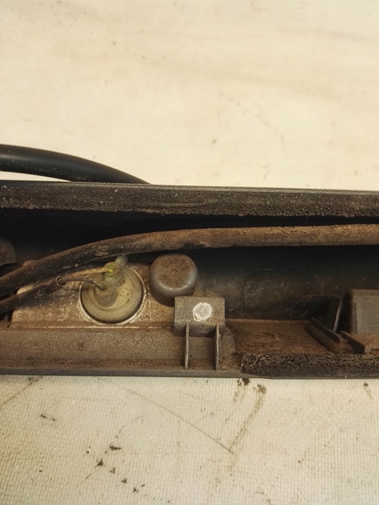 фото №13, Накладка микровыключатель крышки land rover freelander ii