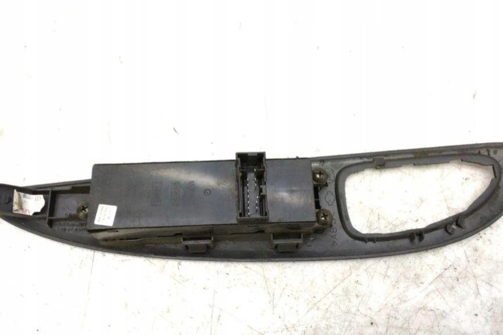 фото №8, Кнопка керування вікон задніх лівих двері nissan