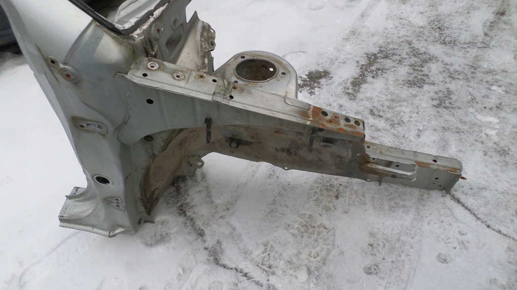 фото №1, Четверть правая передняя yaris i