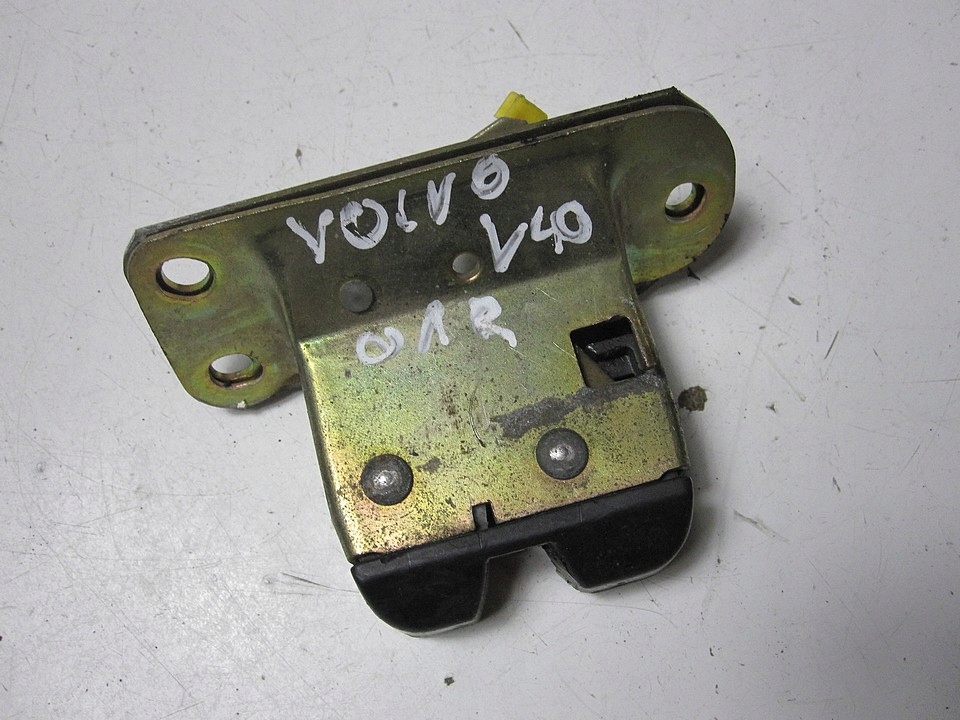 фото №1, Замок крышки задняя задний volvo v40 01r