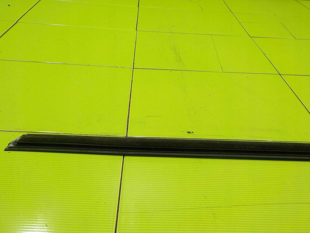 фото №5, Alfa romeo mito 09r молдинг уплотнитель правая перед