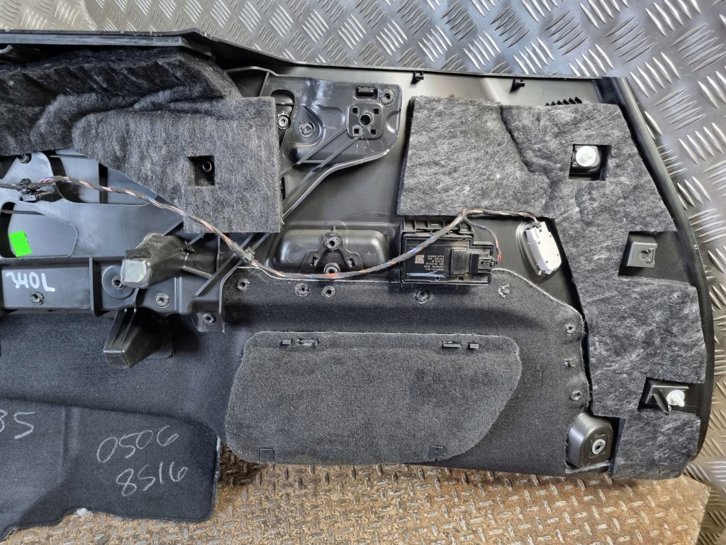 2022 mercedes-benz gls x167 панель бардачка колеса запасного a1676900506 Київ