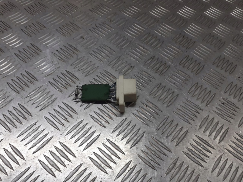 фото №1, Резистор резистор вентилятор ford fiesta mk6 1.3