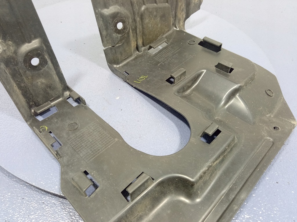 фото №4, Bmw x5 g05 защита рулевой рейки редуктор 7424917