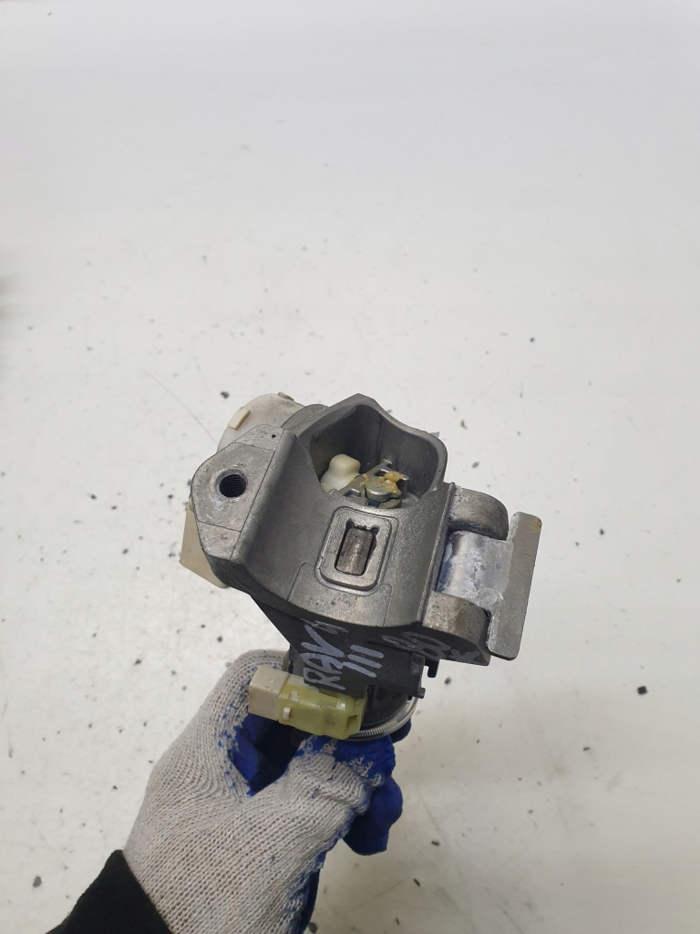 фото №7, Замок зажигания с ключ toyota rav4 iii 45020-42-4