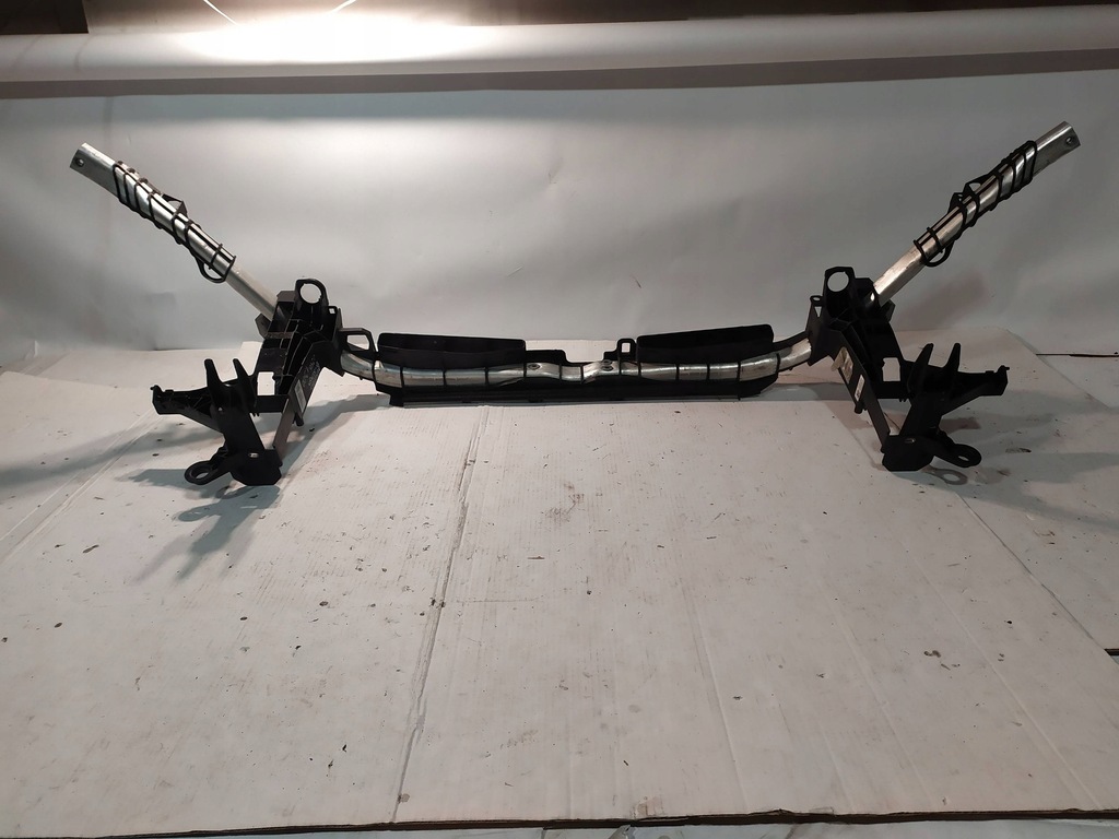 фото №9, Pas передній підсилювач mercedes w246 w176