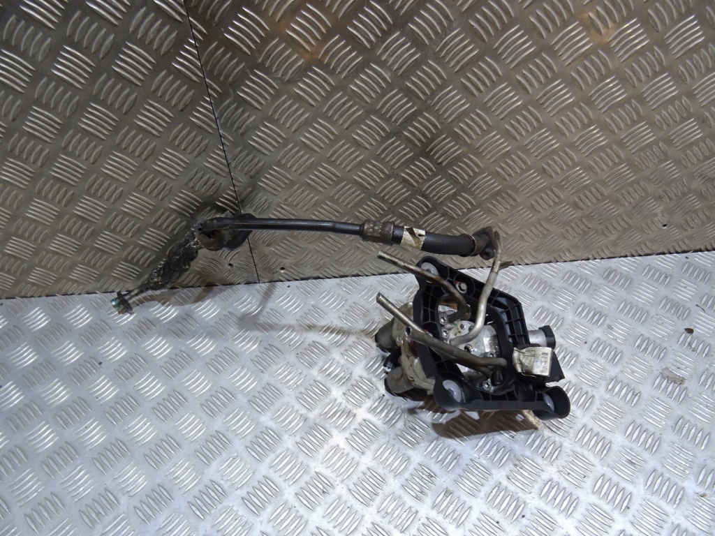 Купить Bmw f01 lci блок клапанов xdrive 6775258